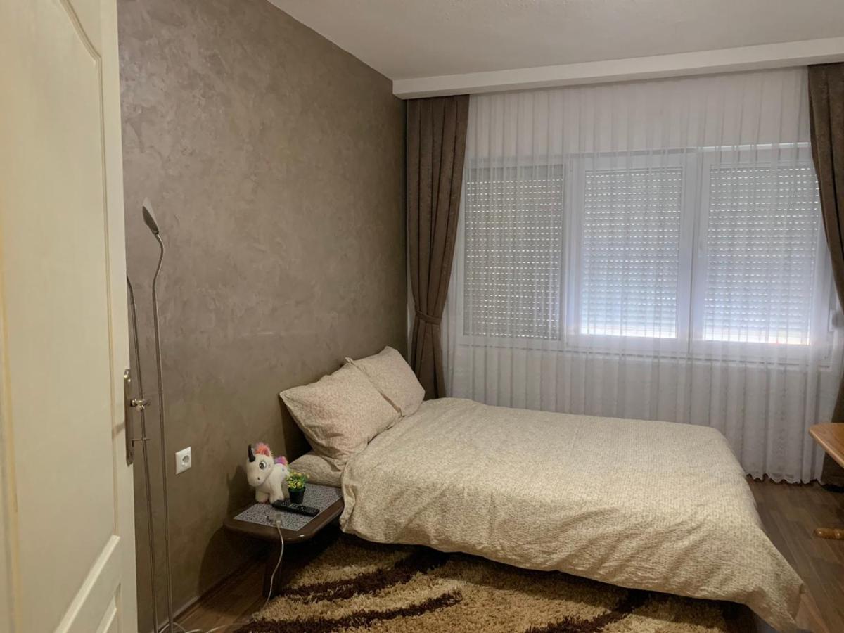 Anja Apartman Bosanski Samac المظهر الخارجي الصورة